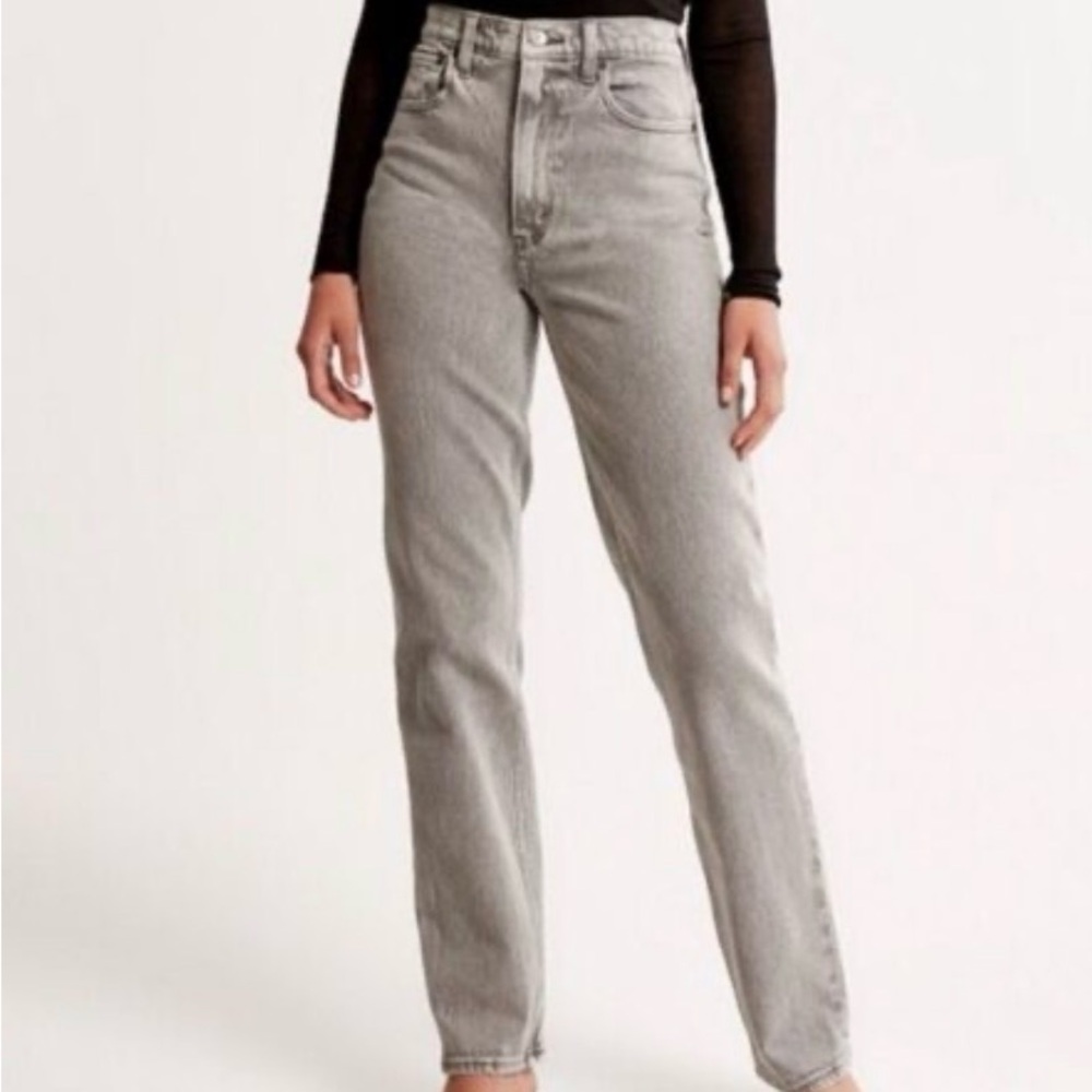 Abercrombie & Fitch The 90s Straight Ultra High-Rise Jeans - Gray